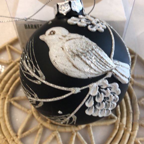 Barnes and noble black white glitter cardinal bird glass Christmas ornament NIB - Picture 2 of 11